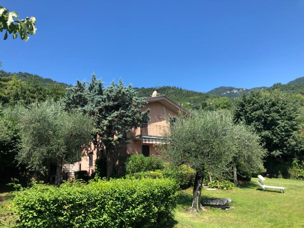 Casa Elisa Villa Гарняно Екстериор снимка
