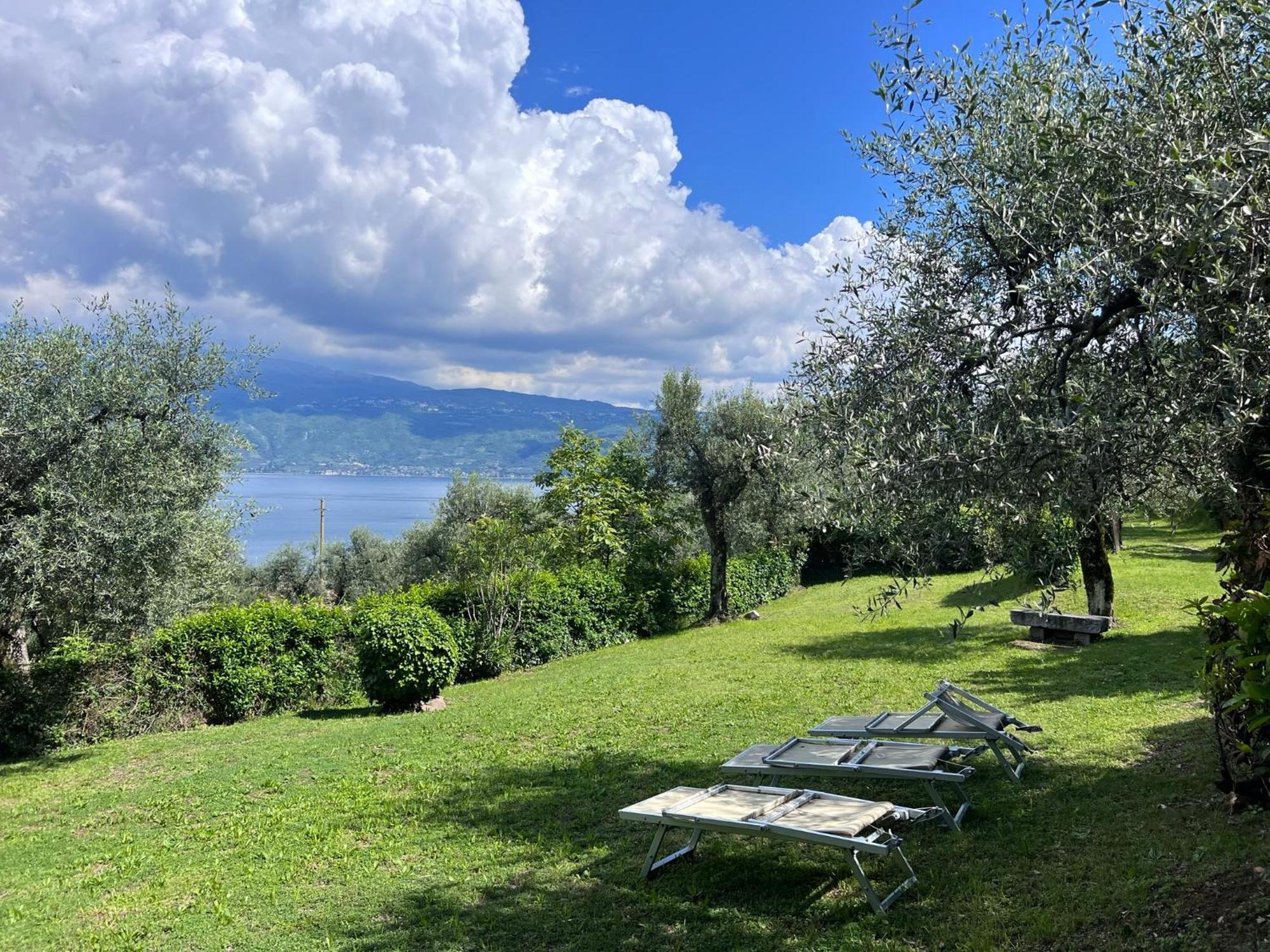 Casa Elisa Villa Гарняно Екстериор снимка