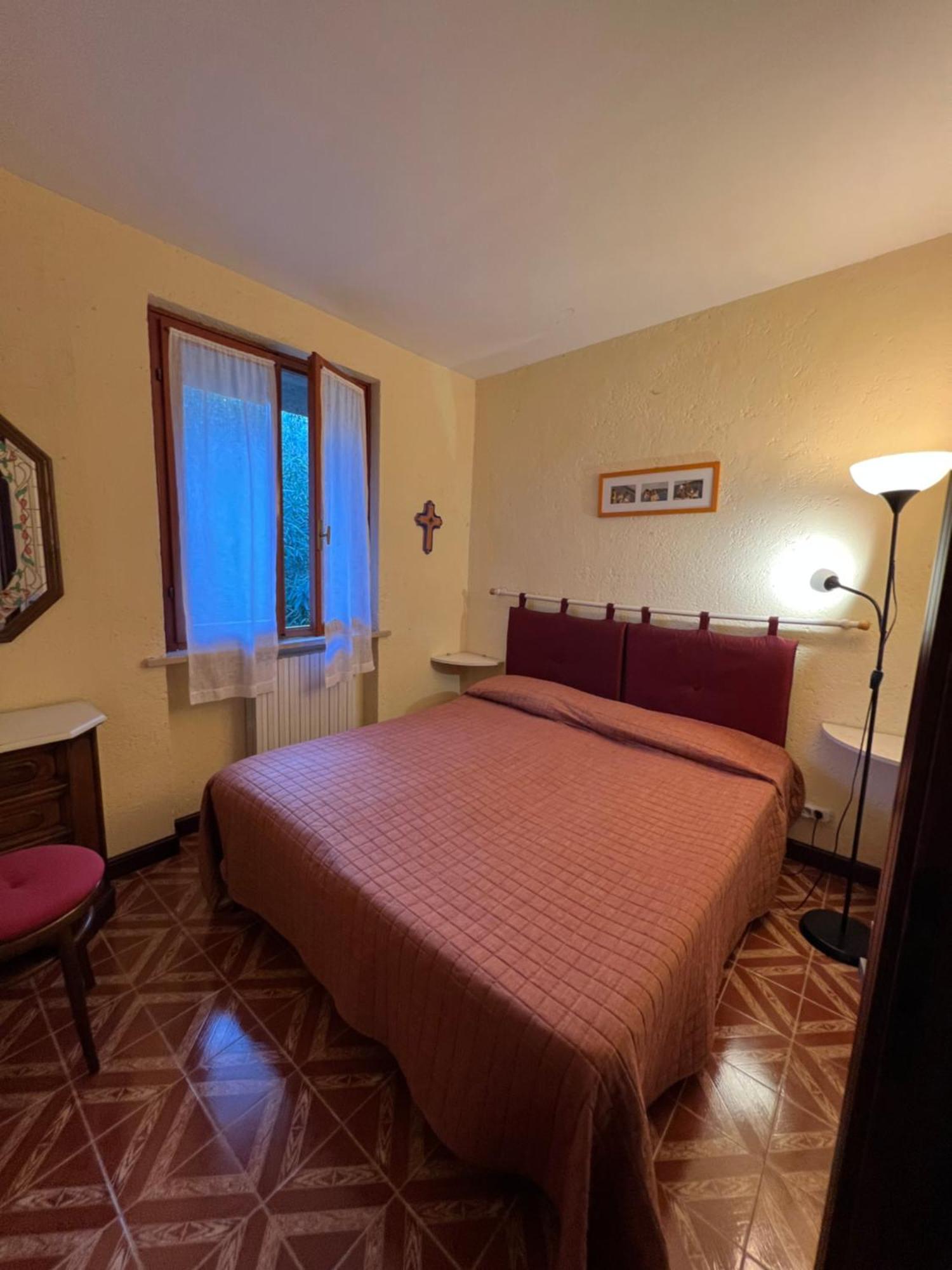 Casa Elisa Villa Гарняно Екстериор снимка