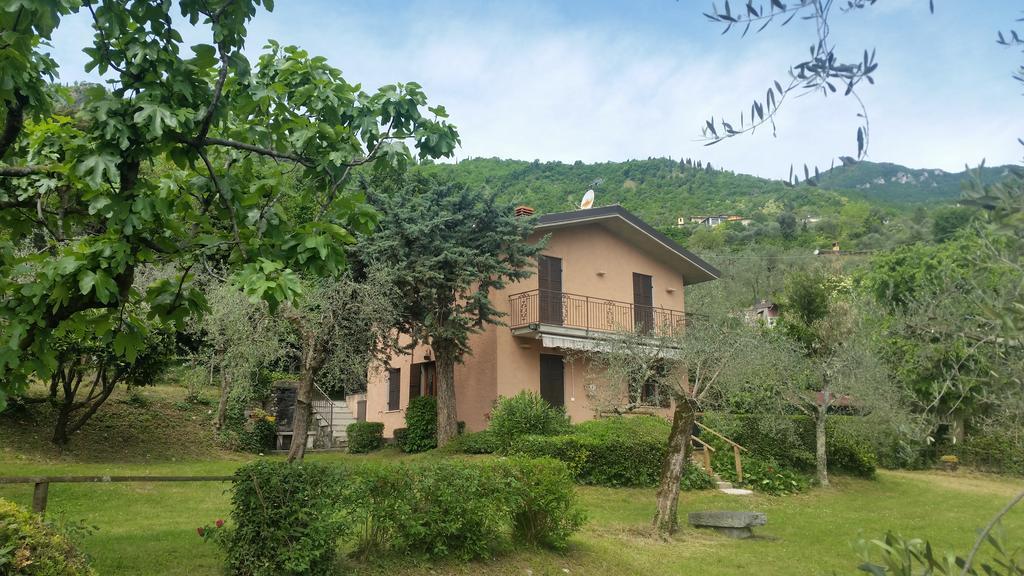 Casa Elisa Villa Гарняно Екстериор снимка