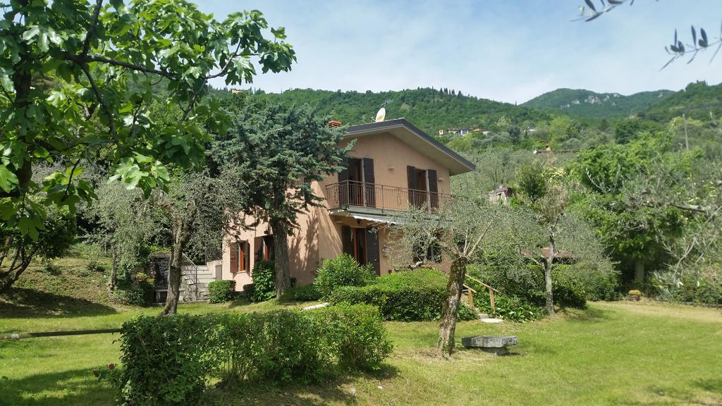 Casa Elisa Villa Гарняно Екстериор снимка